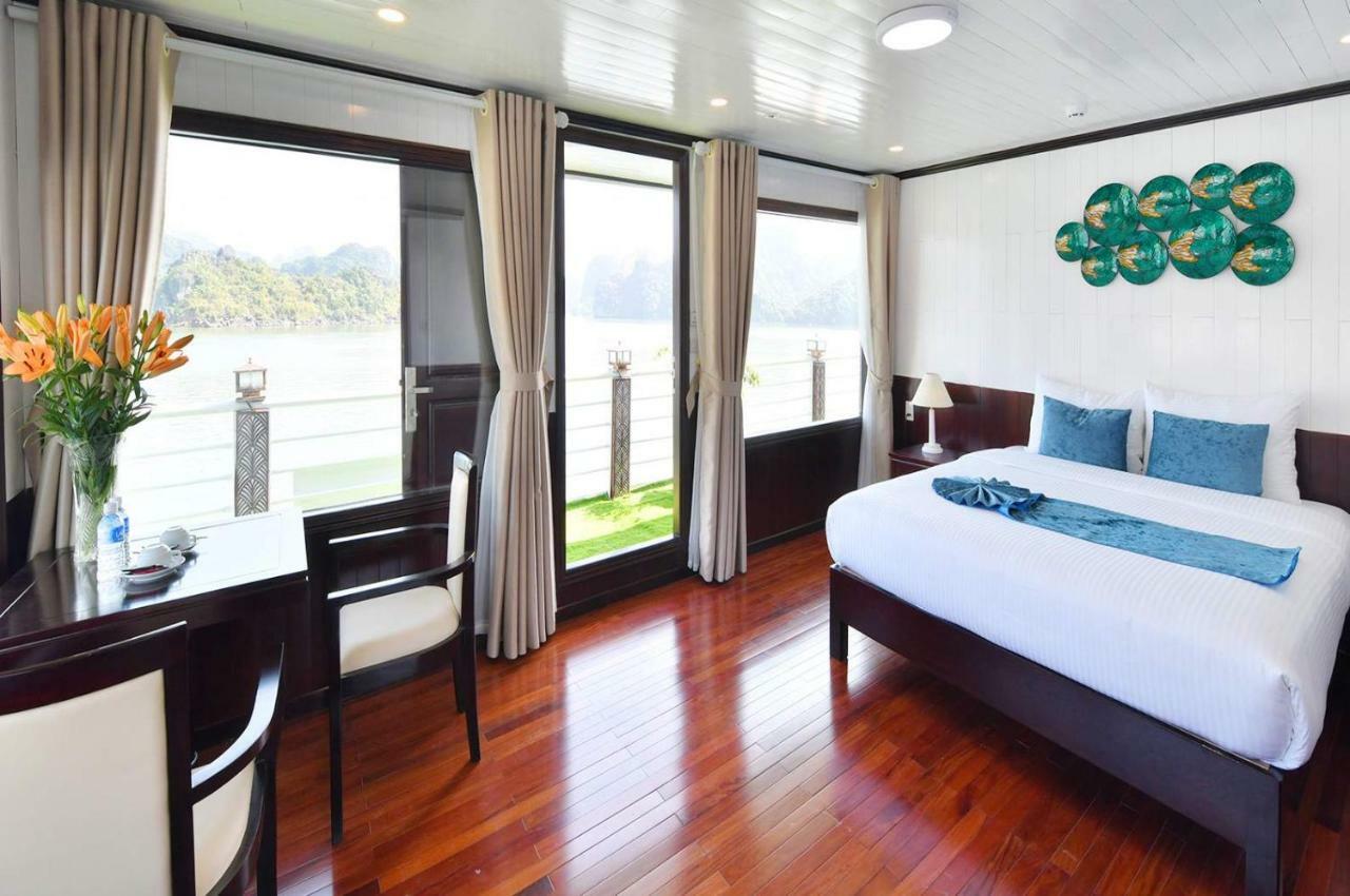 Halong Sapphire Cruise Hotel Hạ Long-öböl Kültér fotó